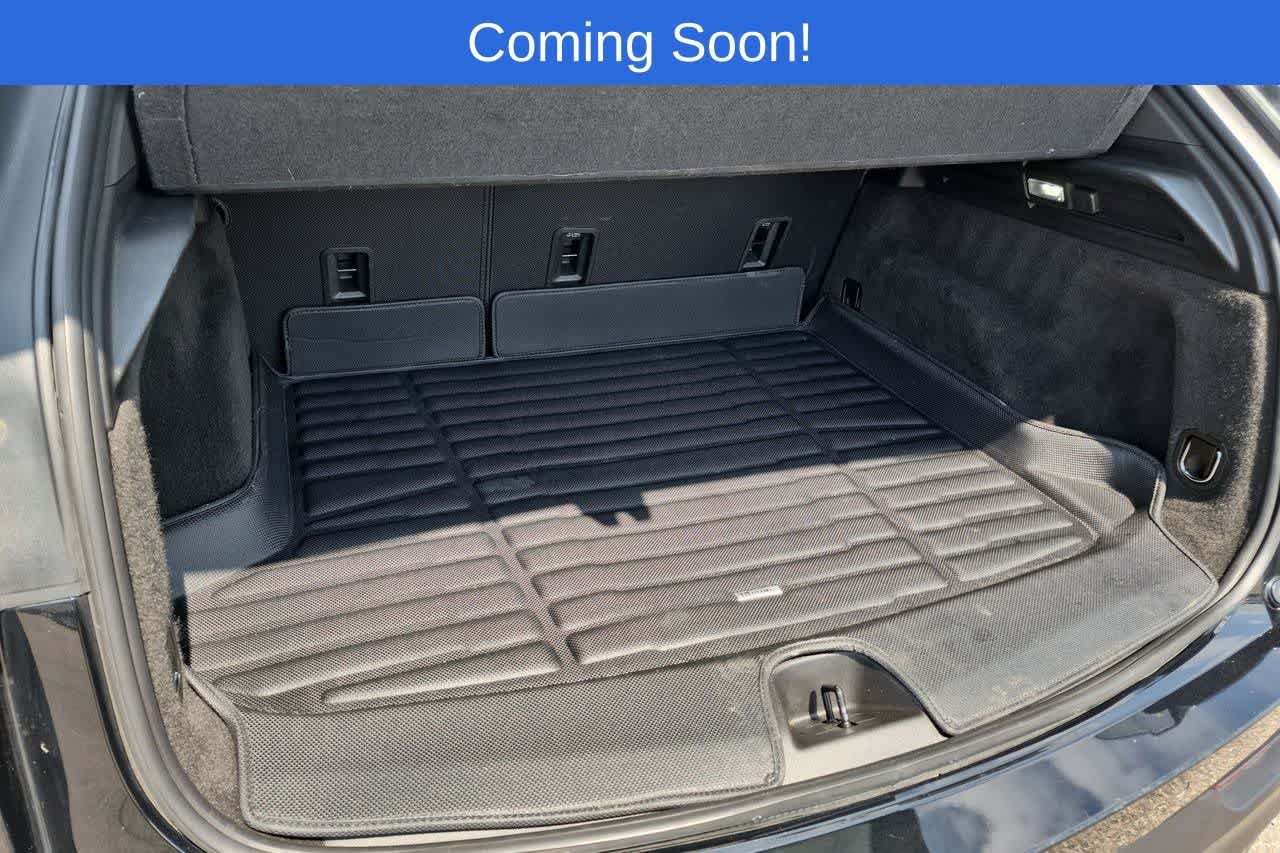 Used 2023 Cadillac XT4 Sport w/ Cold Weather Package AWD/4WD image 33