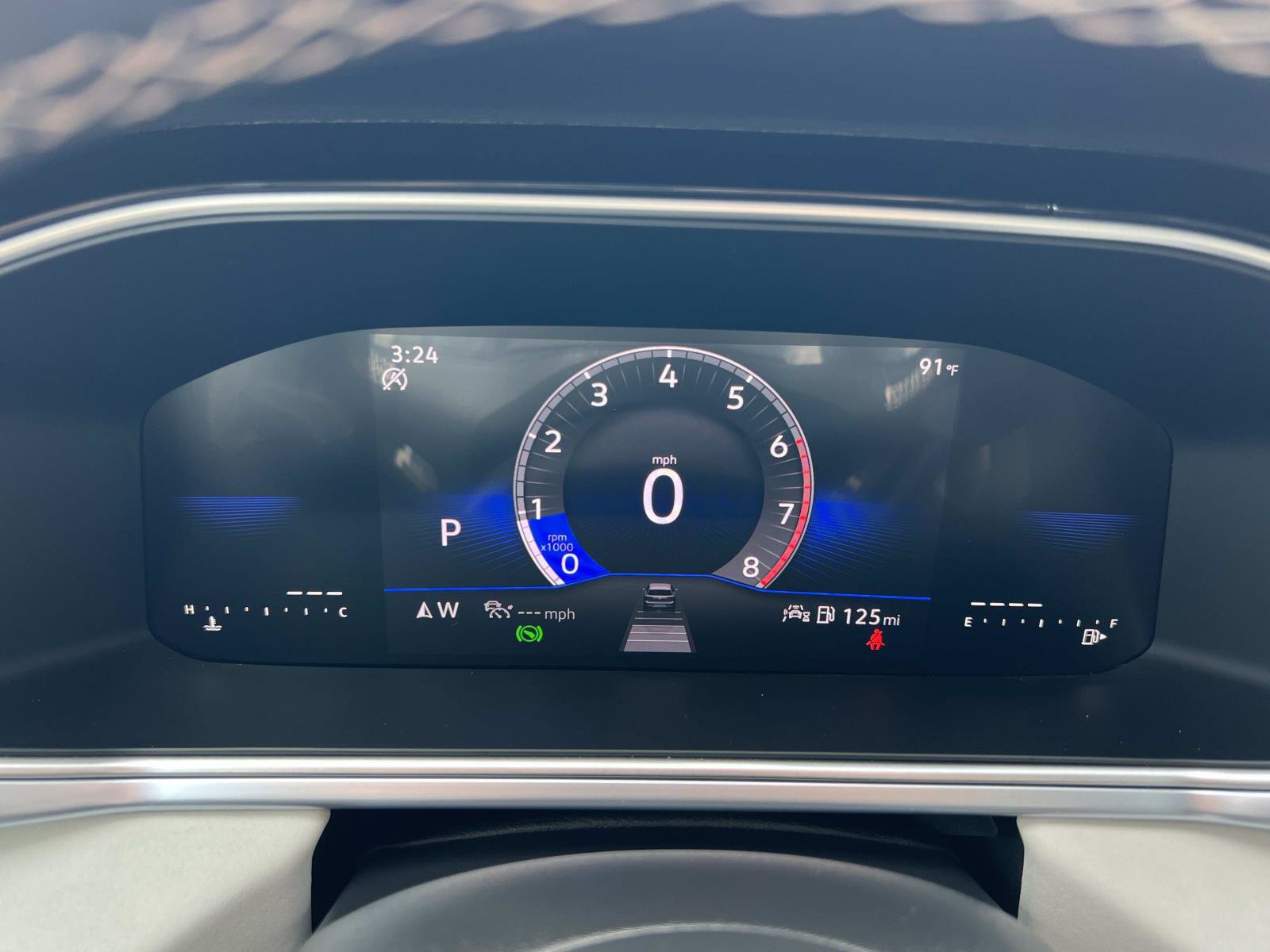 Used 2025 Volkswagen Taos SE w/ Panoramic Sunroof Package image 11