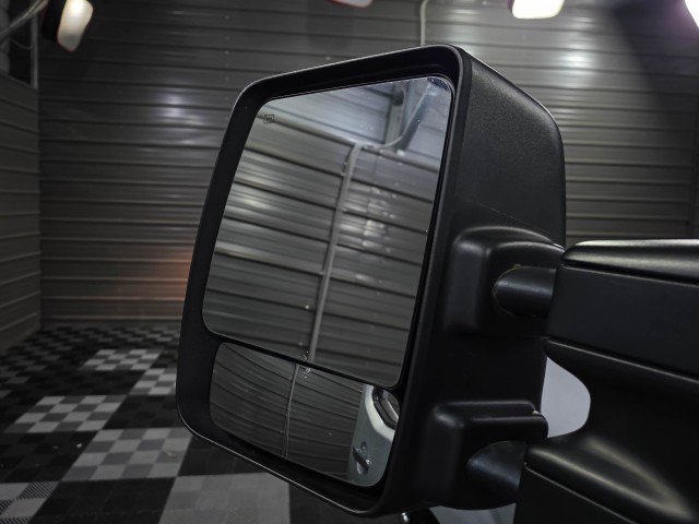 Used 2017 Nissan NV 3500 SL w/ Technology Package image 32