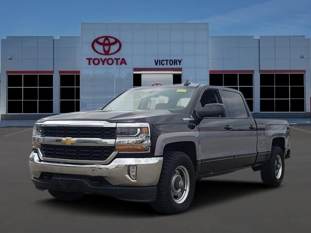 Used 2018 Chevrolet Silverado 1500 LT w/ LT Convenience Package image 1