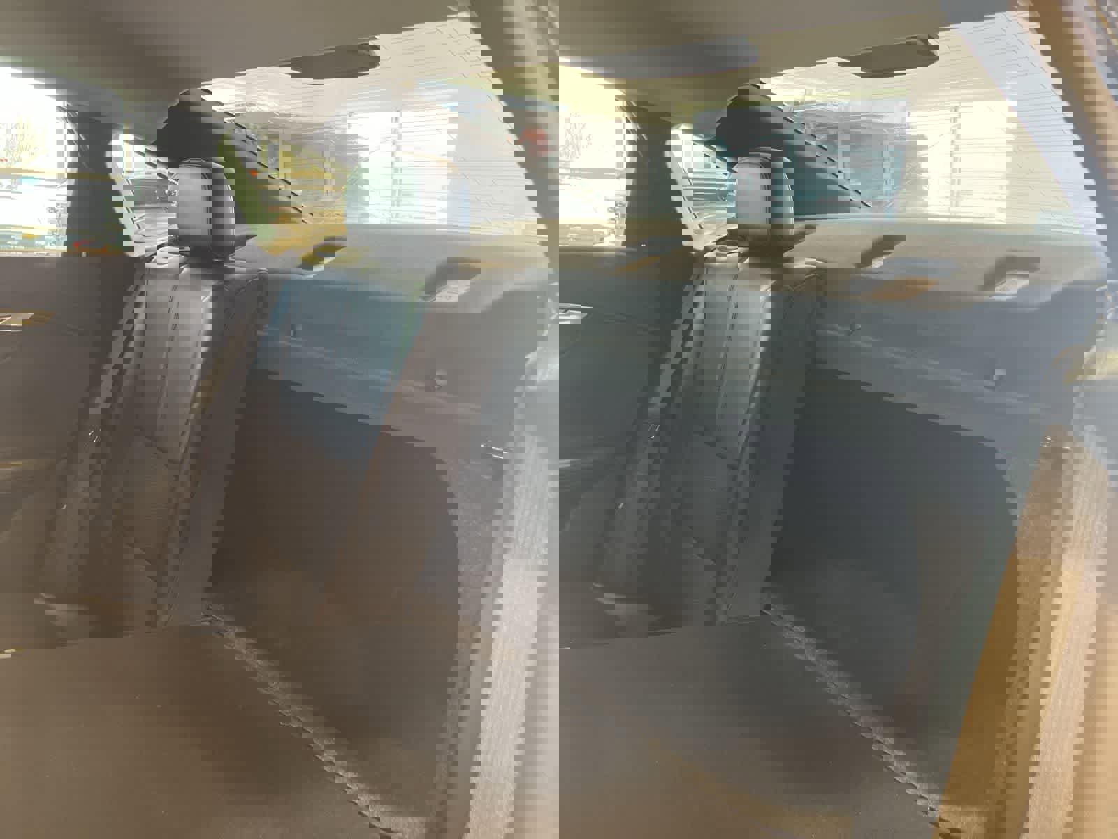 Used 2016 Chevrolet Impala LT image 24