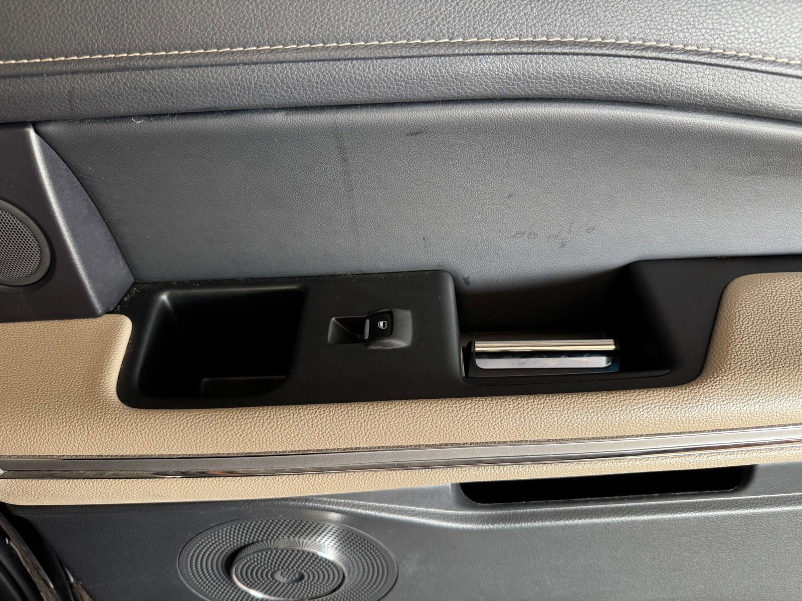 Used 2024 Ford Expedition Limited image 38