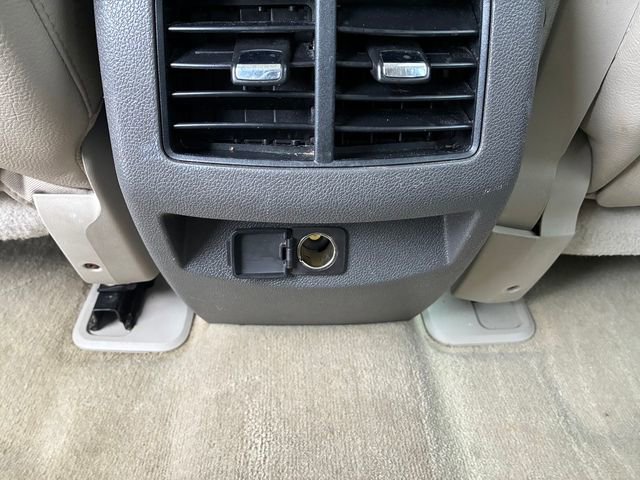 Used 2011 Ford Edge Limited image 17