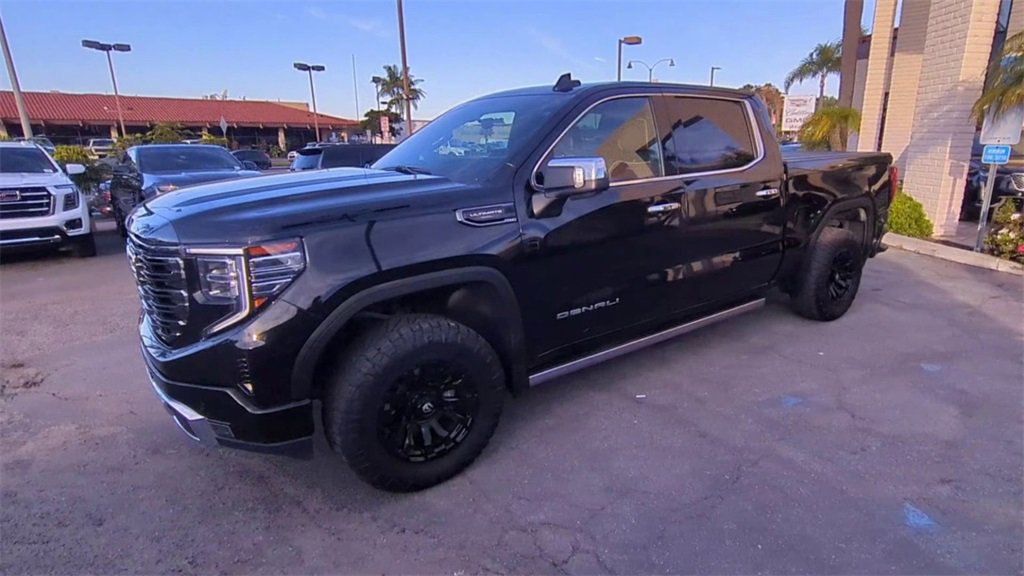 Used 2023 GMC Sierra 1500 Denali Ultimate image 5