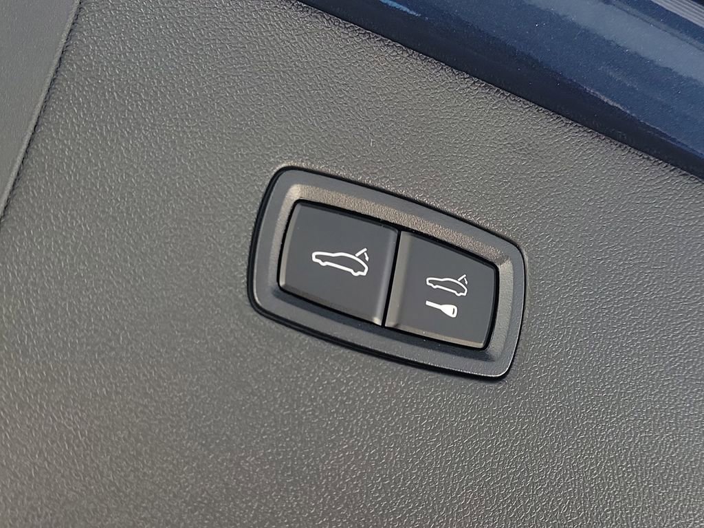 New 2026 Porsche Cayenne S image 18