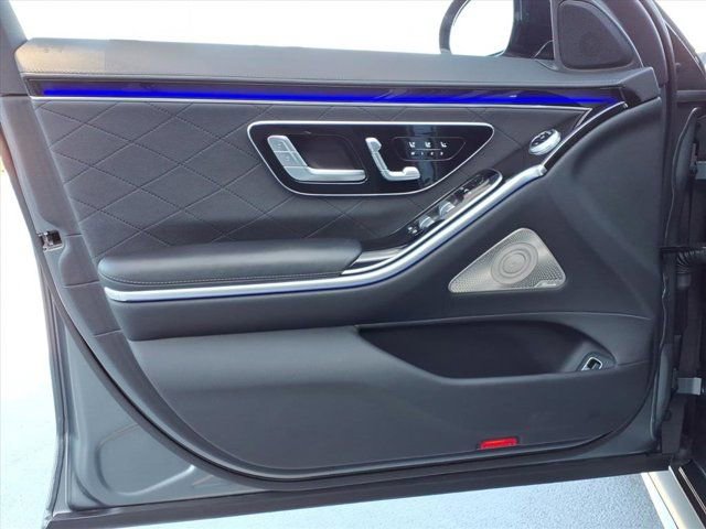 Certified 2023 Mercedes-Benz S 580 4MATIC Sedan image 12