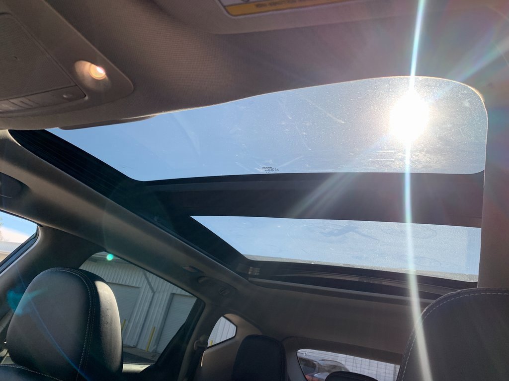 Used 2024 Nissan Murano Platinum w/ Cargo Package image 25