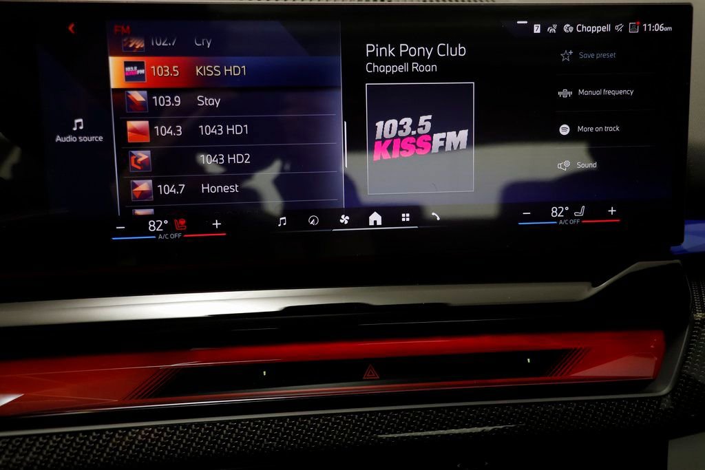 New 2026 BMW 550e xDrive w/ Premium Package image 9