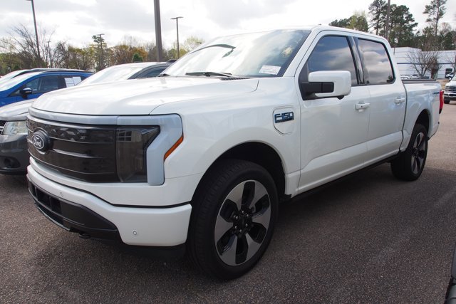 Certified 2025 Ford F150 Lightning Platinum image 4