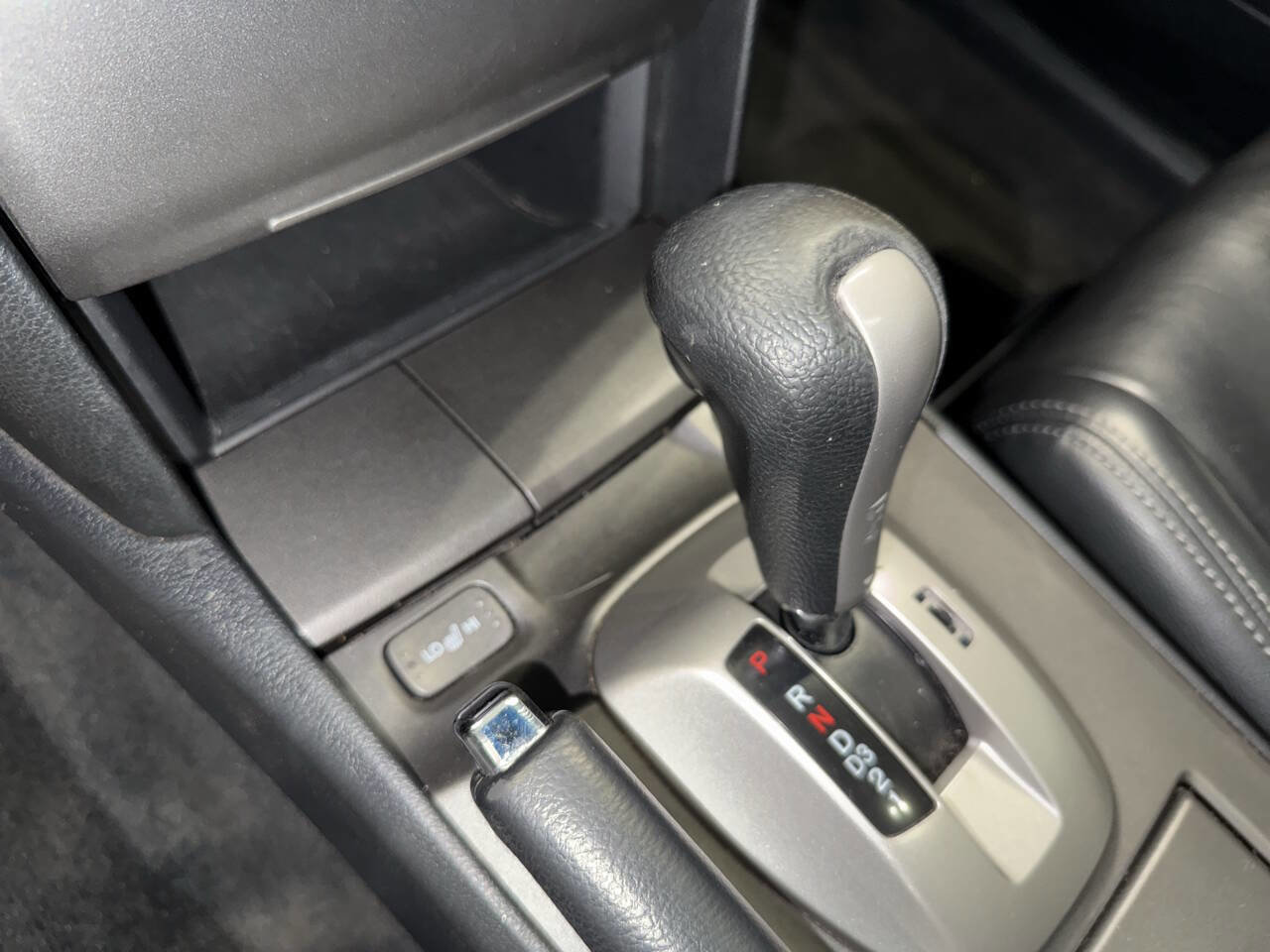 Used 2011 Honda Accord EX-L image 23