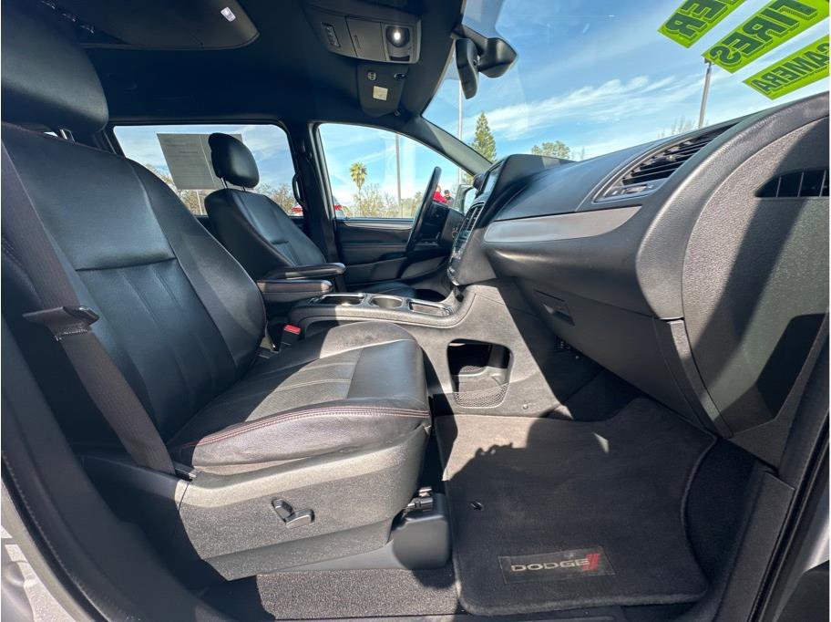 Used 2019 Dodge Grand Caravan GT image 11