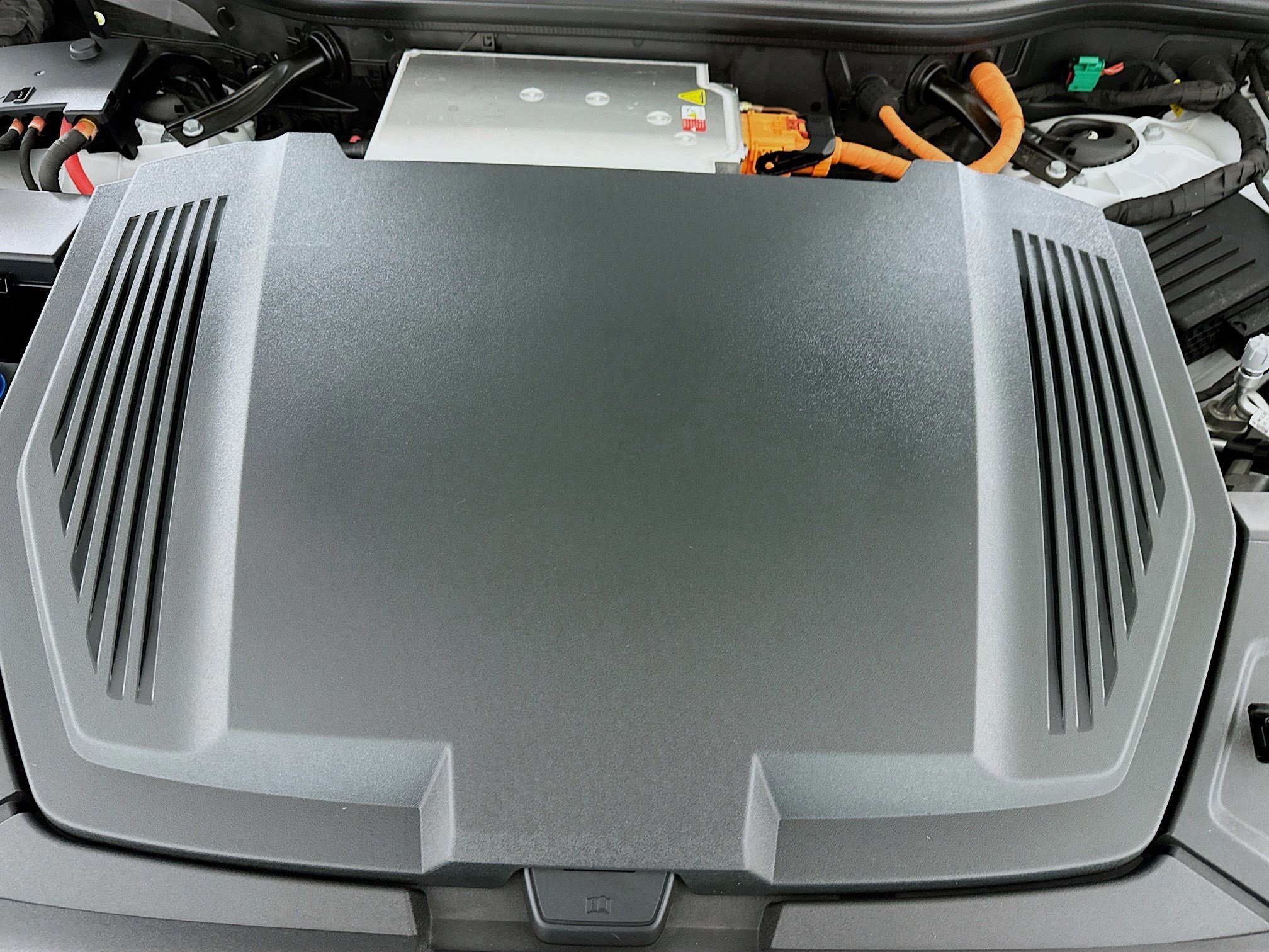 Used 2022 Audi e-tron Premium w/ Convenience Plus Package image 32