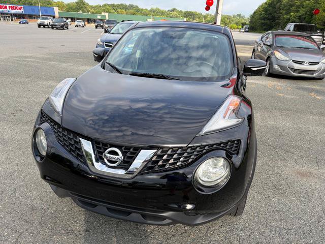 Used 2016 Nissan Juke SV w/ Technology Package AWD/4WD image 3