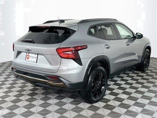 Certified 2024 Chevrolet Trax ACTIV w/ Driver Confidence Package FWD image 9