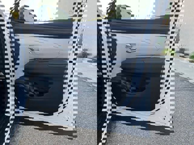 New 2026 Hyundai Tucson SE image 32