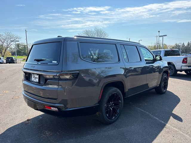 New 2026 Jeep Grand Wagoneer L Limited AWD/4WD image 32