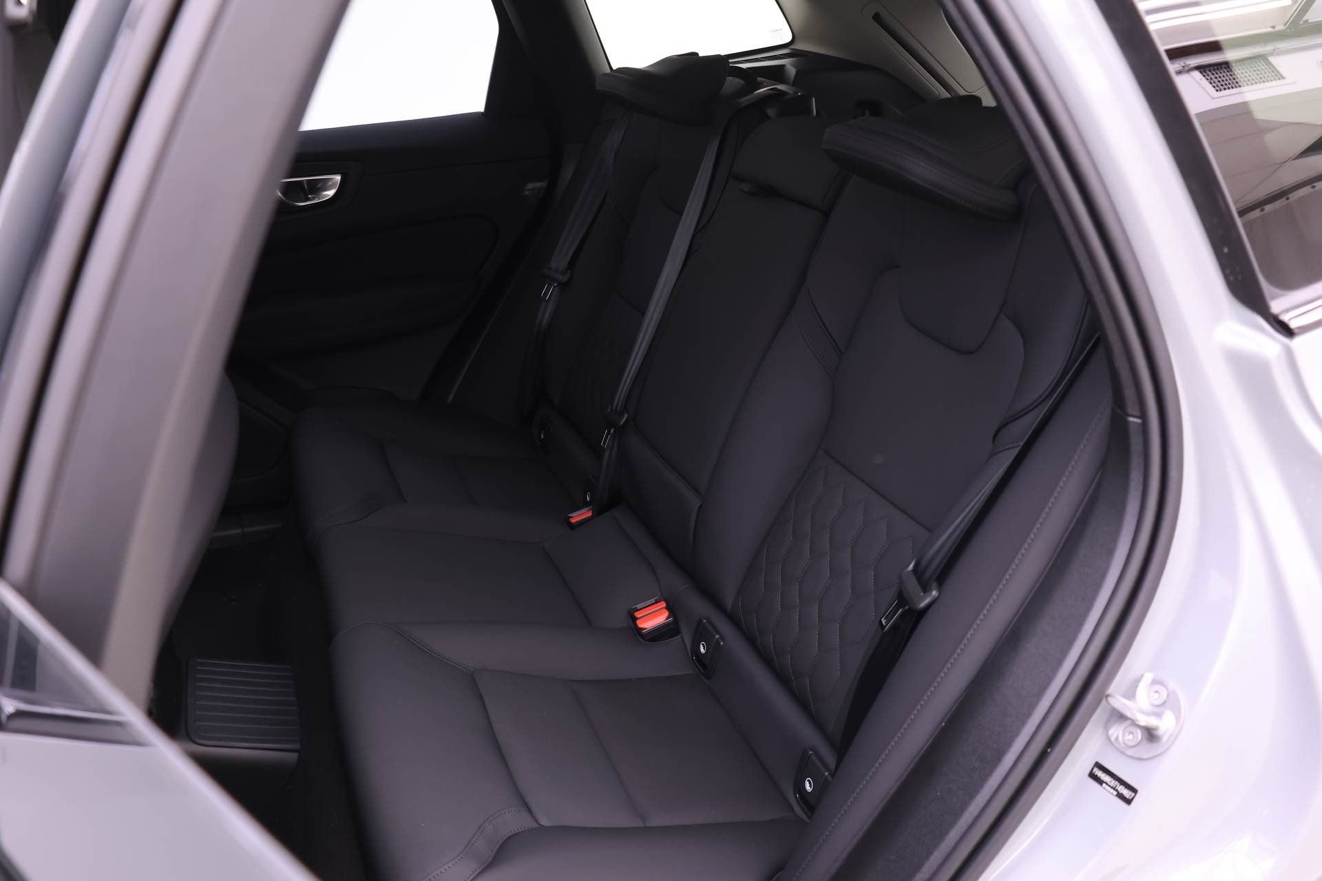 New 2026 Volvo XC60 T8 Plus w/ Protection Package Premier image 14