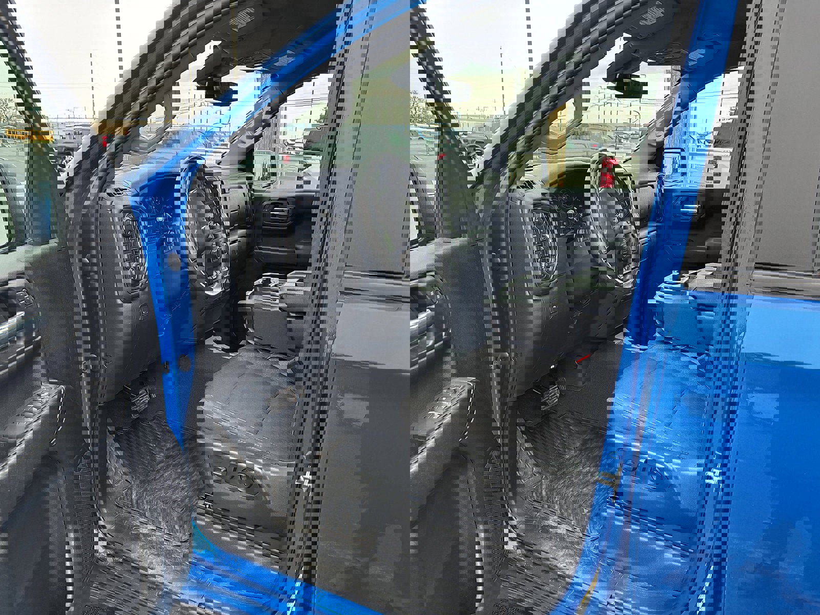 Used 2023 Chevrolet Silverado 1500 Custom w/ Rally Edition image 3