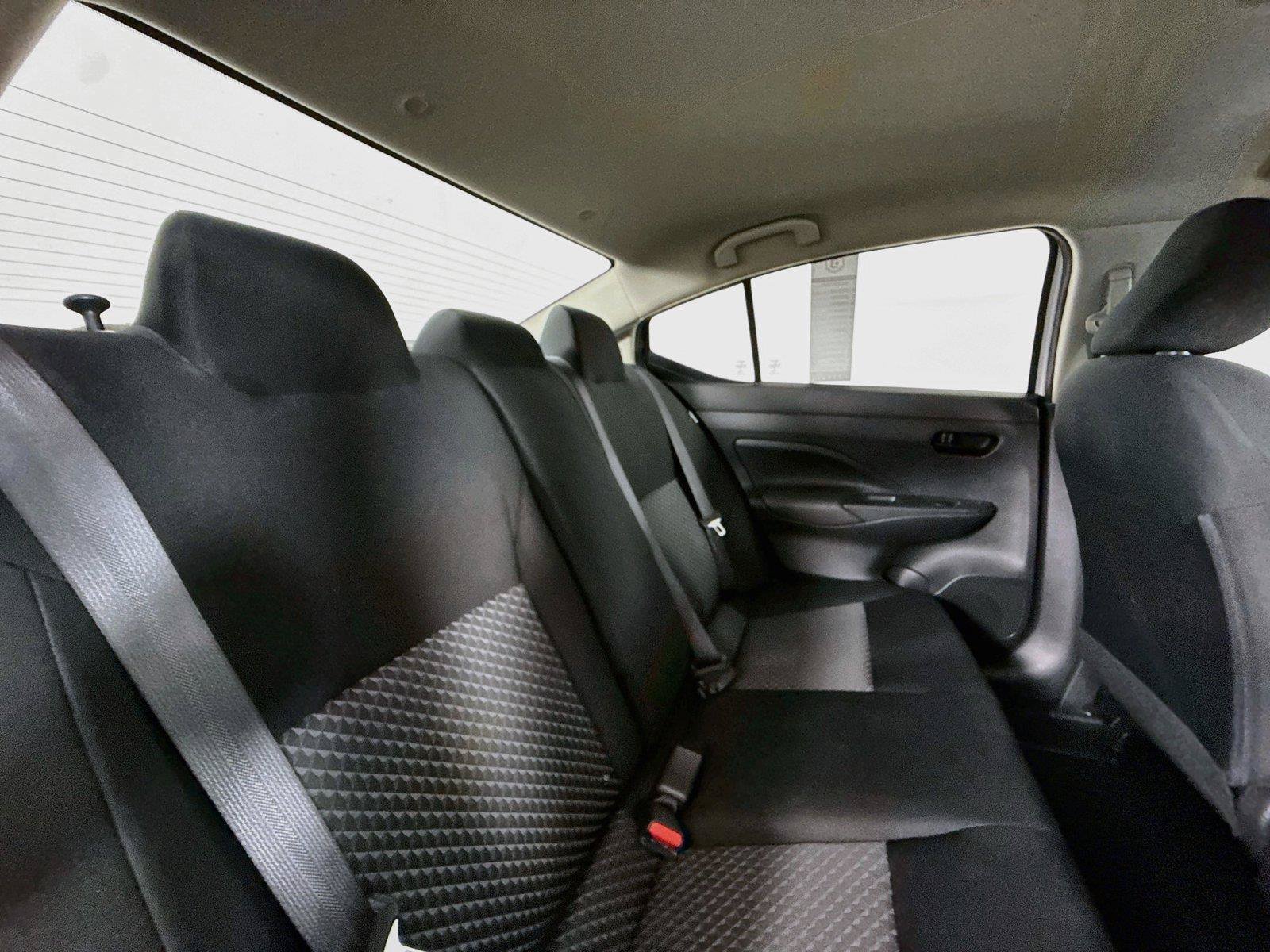 Used 2020 Nissan Versa S FWD image 34