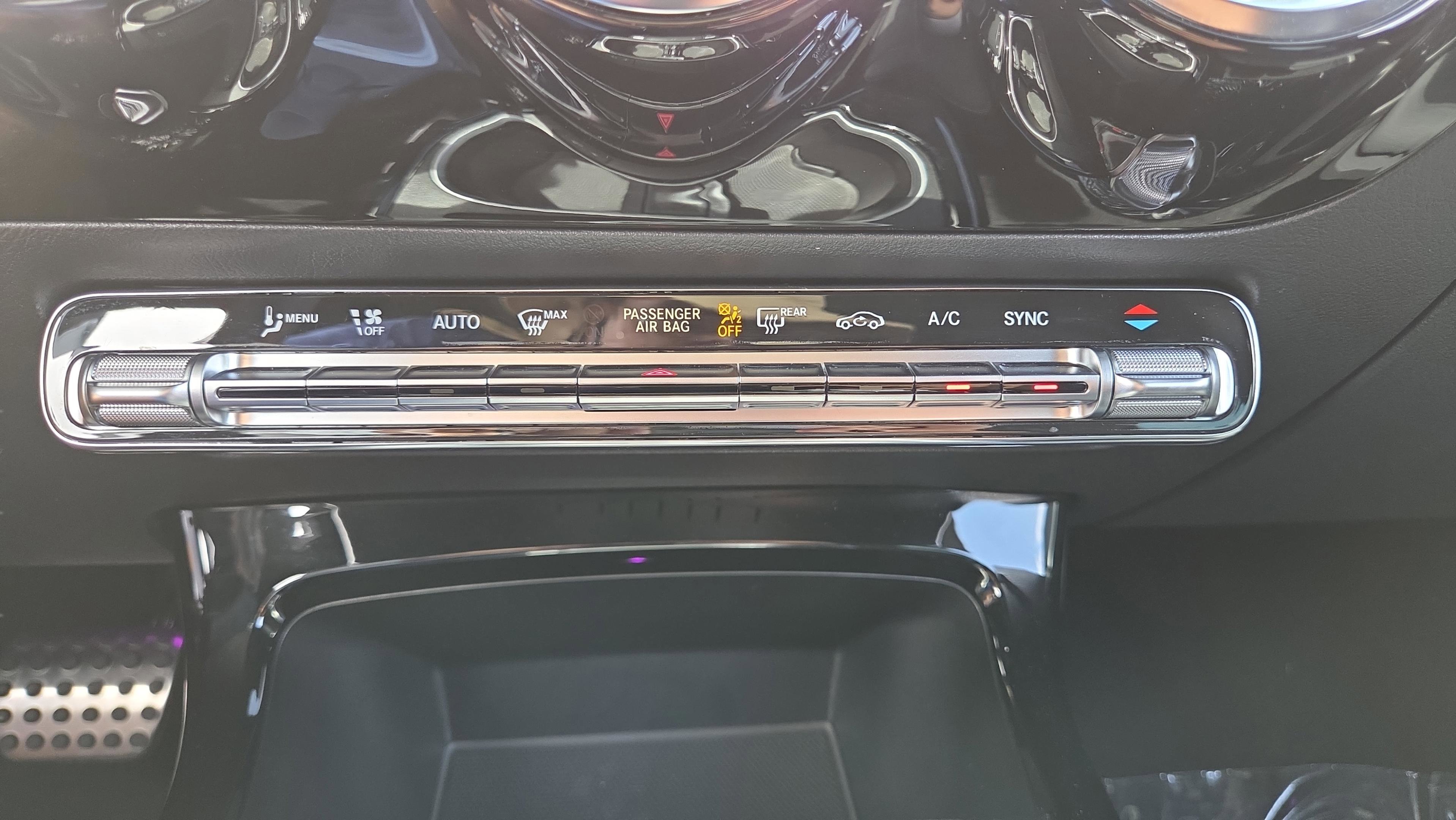 Used 2023 Mercedes-Benz CLA 250 image 32