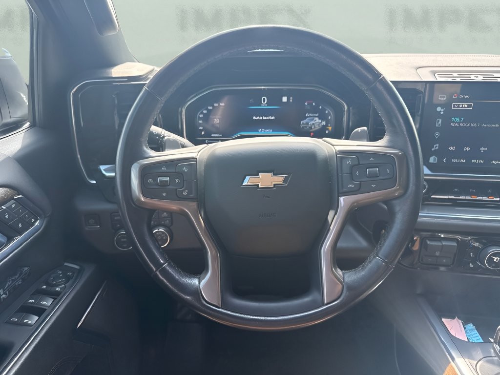 Used 2023 Chevrolet Silverado 1500 High Country w/ Technology Package AWD/4WD image 13