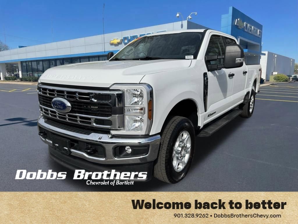 Used 2025 Ford F250 XLT image 3