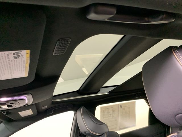 Used 2025 Toyota Crown Signia Limited image 28