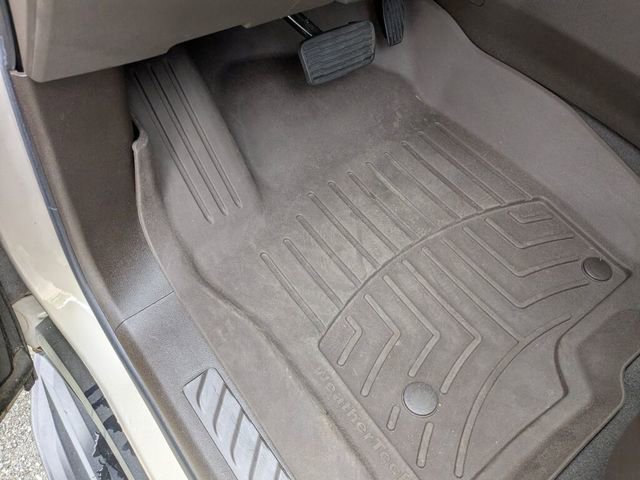 Used 2022 GMC Yukon XL SLE w/ Gmc Pro Safety Plus Package image 28