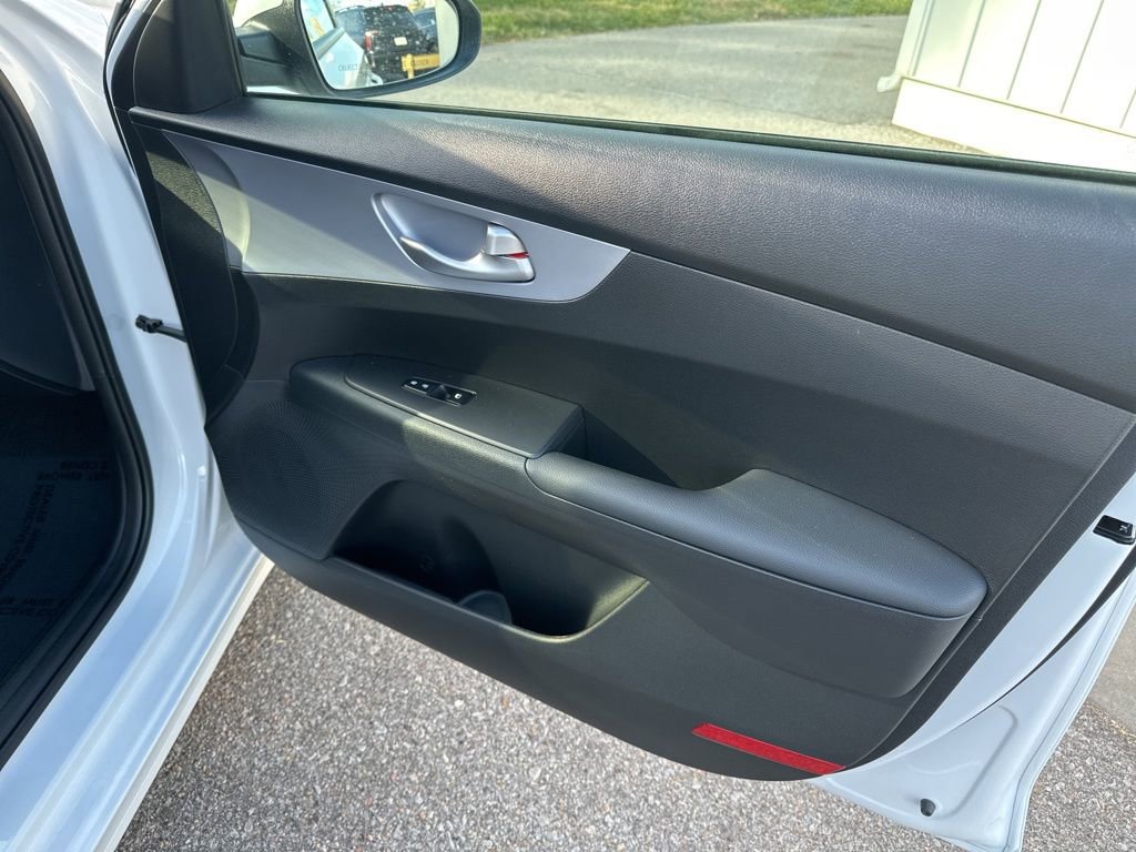 Certified 2024 Kia Forte LXS image 18