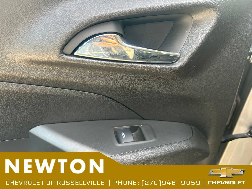 Used 2024 Chevrolet Trax ACTIV w/ Driver Confidence Package FWD image 33