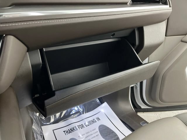 Used 2025 Chevrolet Tahoe LT RWD image 37