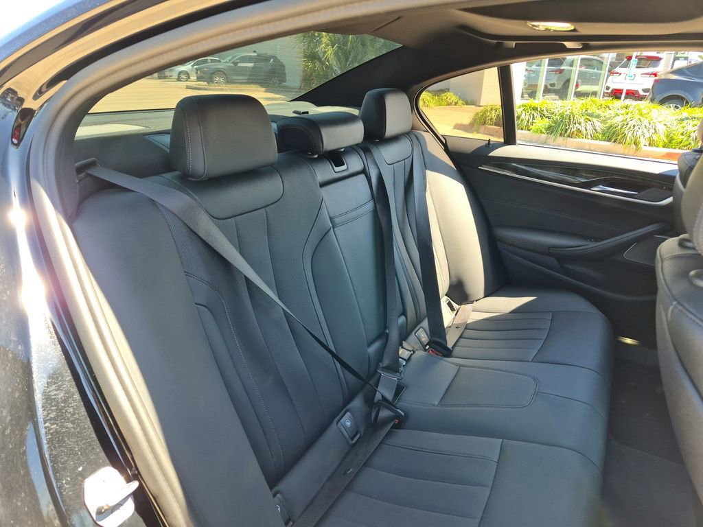 Used 2021 BMW 530i xDrive w/ Premium Package AWD/4WD image 42