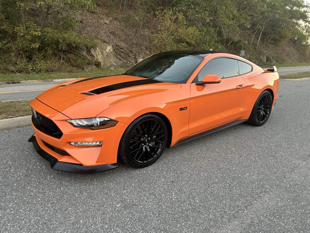 Used 2020 Ford Mustang GT w/ Black Accent Package RWD image 1