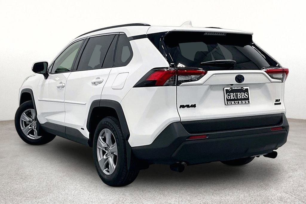 Used 2024 Toyota RAV4 XLE w/ Convenience Package AWD/4WD image 11
