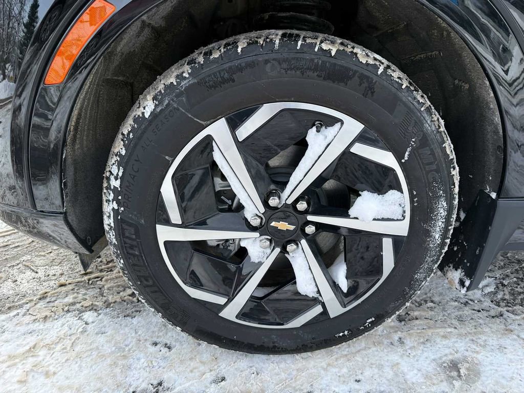 Used 2025 Chevrolet Equinox EV LT w/ Convenience Package image 52