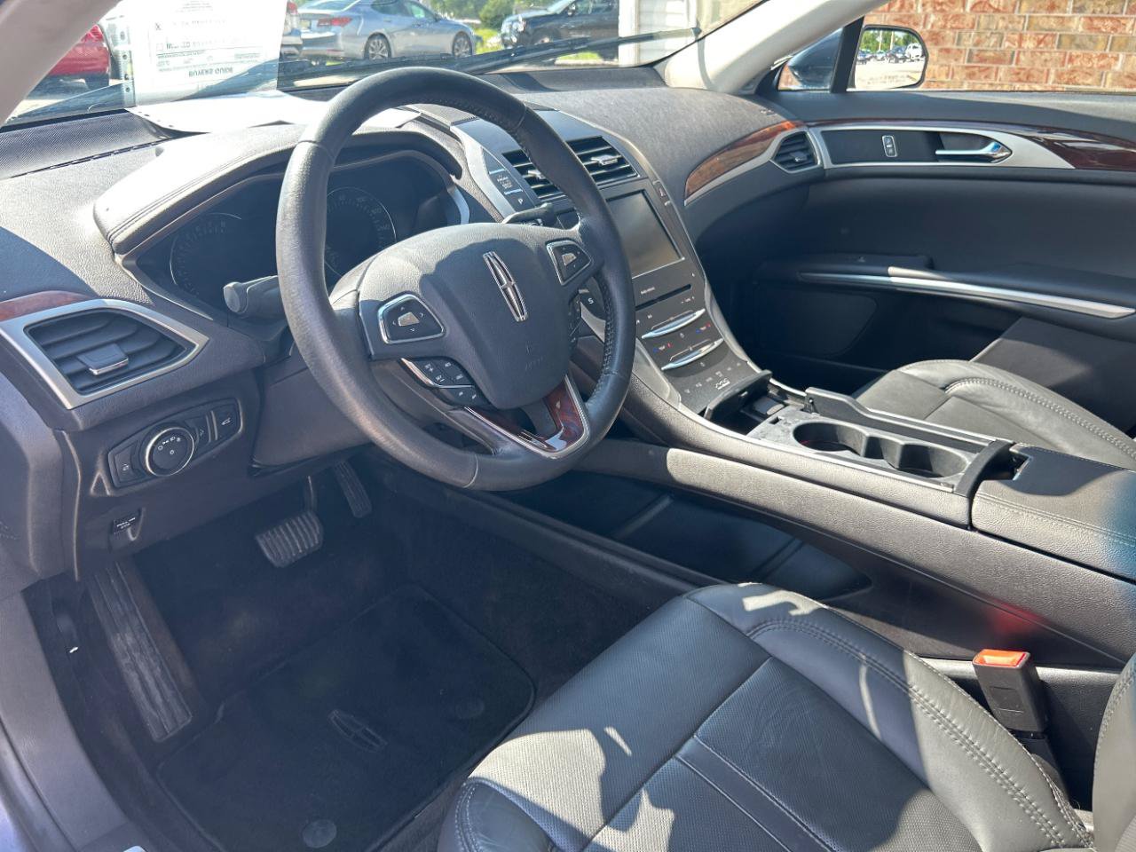 Used 2014 Lincoln MKZ AWD image 18