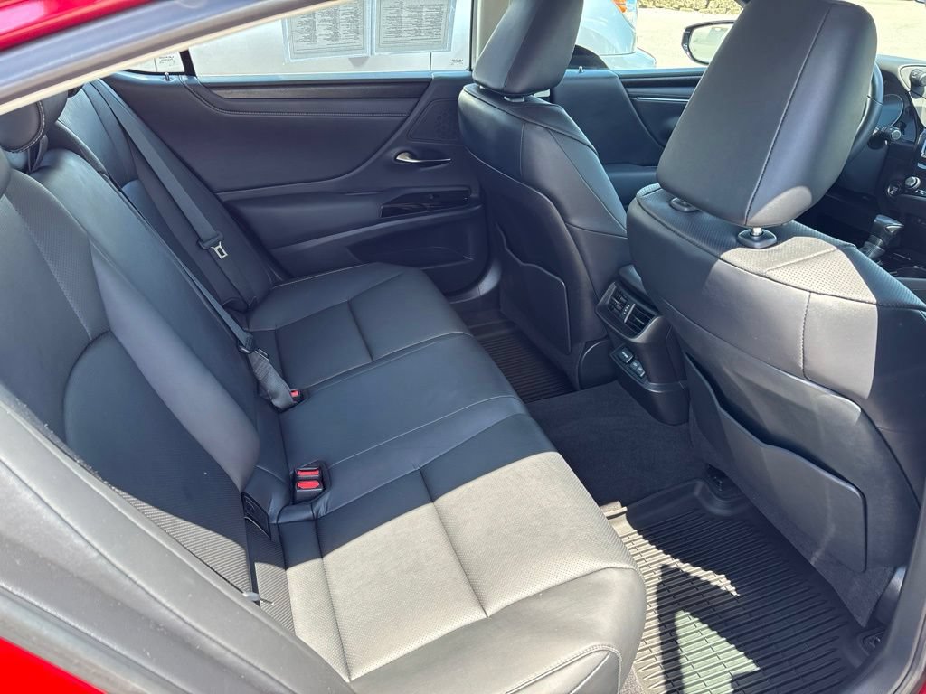 Used 2023 Lexus ES 250 w/ Premium Package AWD/4WD image 5
