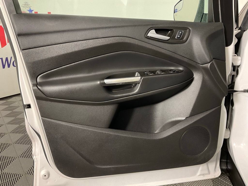 Used 2018 Ford Escape SEL FWD image 12