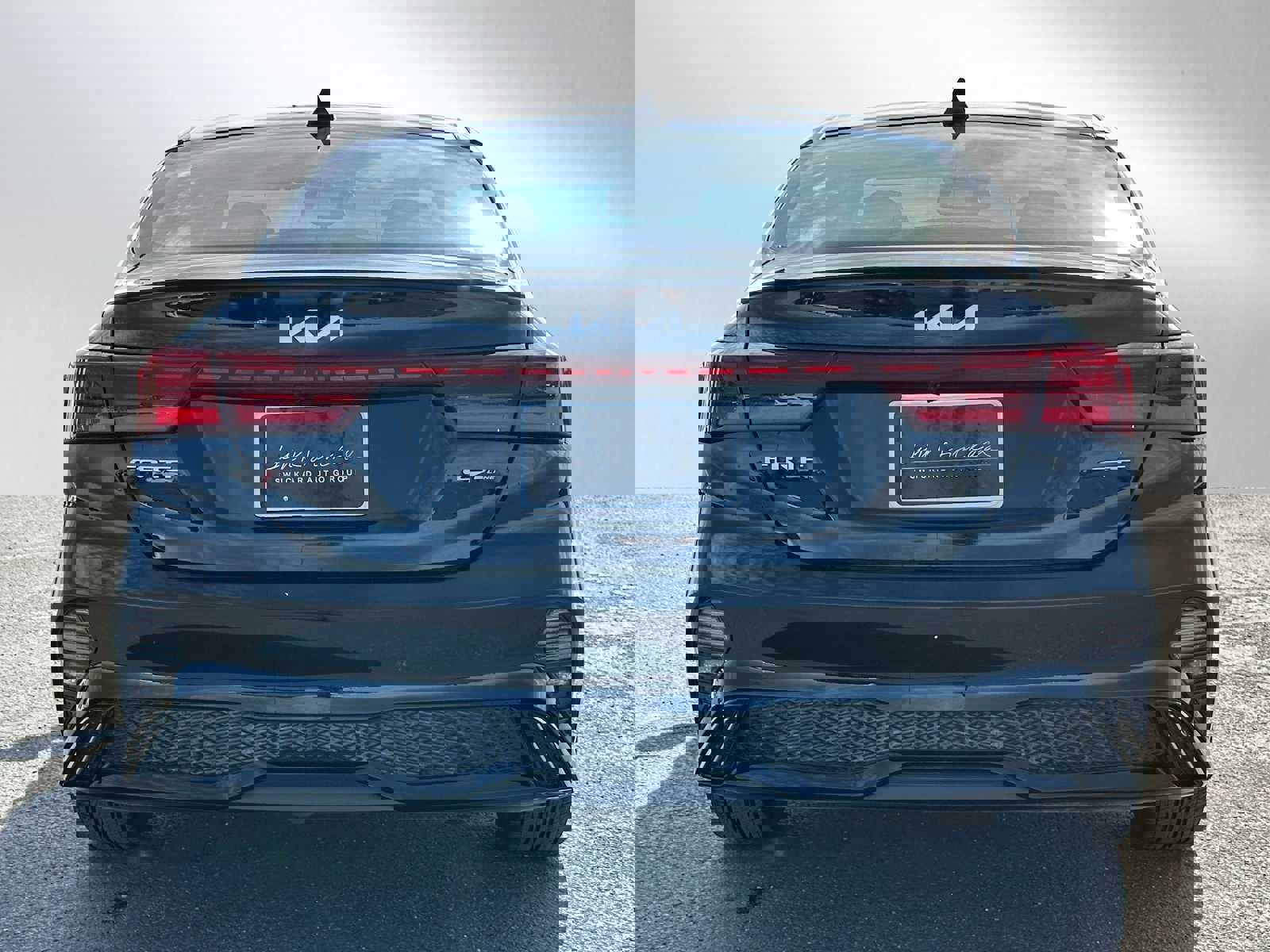 Used 2023 Kia Forte GT-Line w/ GT-Line Premium Package image 6