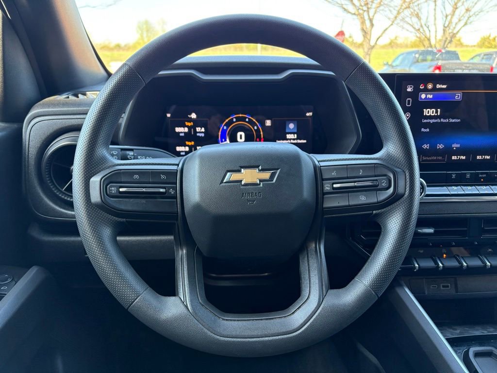 Used 2025 Chevrolet Colorado W/T w/ Advanced Trailering Package image 24