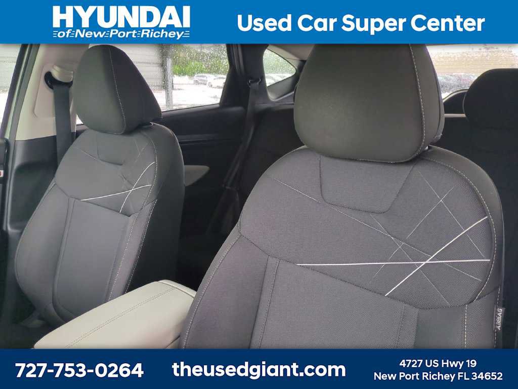 Certified 2022 Hyundai Tucson SEL w/ Cargo Package FWD image 7
