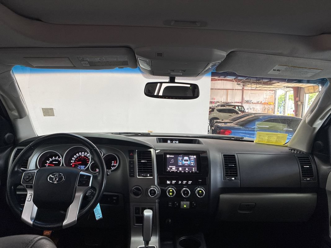Used 2016 Toyota Sequoia Limited w/ Safety & Convenience Package AWD/4WD image 17