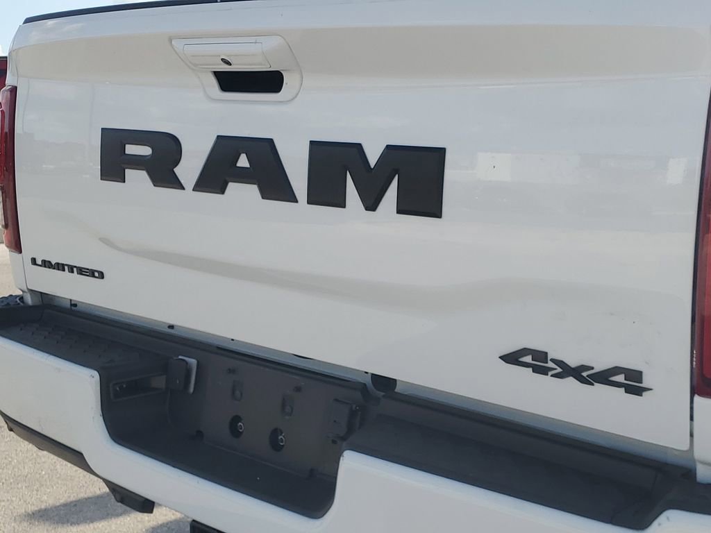 Used 2025 RAM 3500 Limited image 6