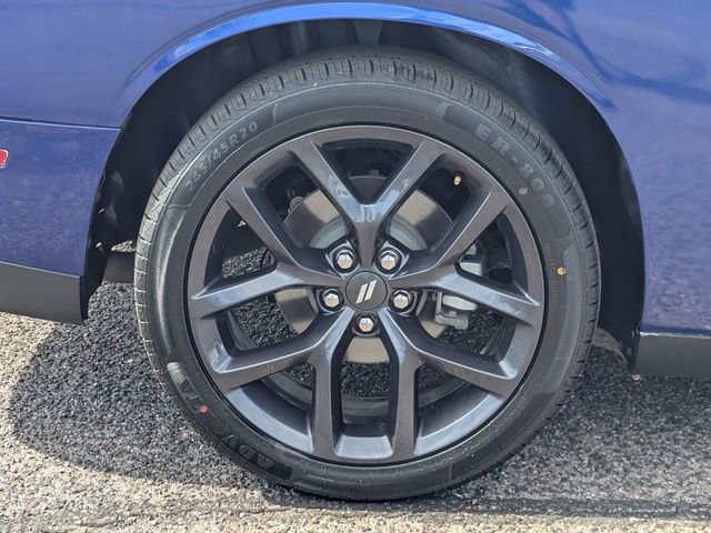 Used 2022 Dodge Challenger SXT w/ Blacktop Package RWD image 9