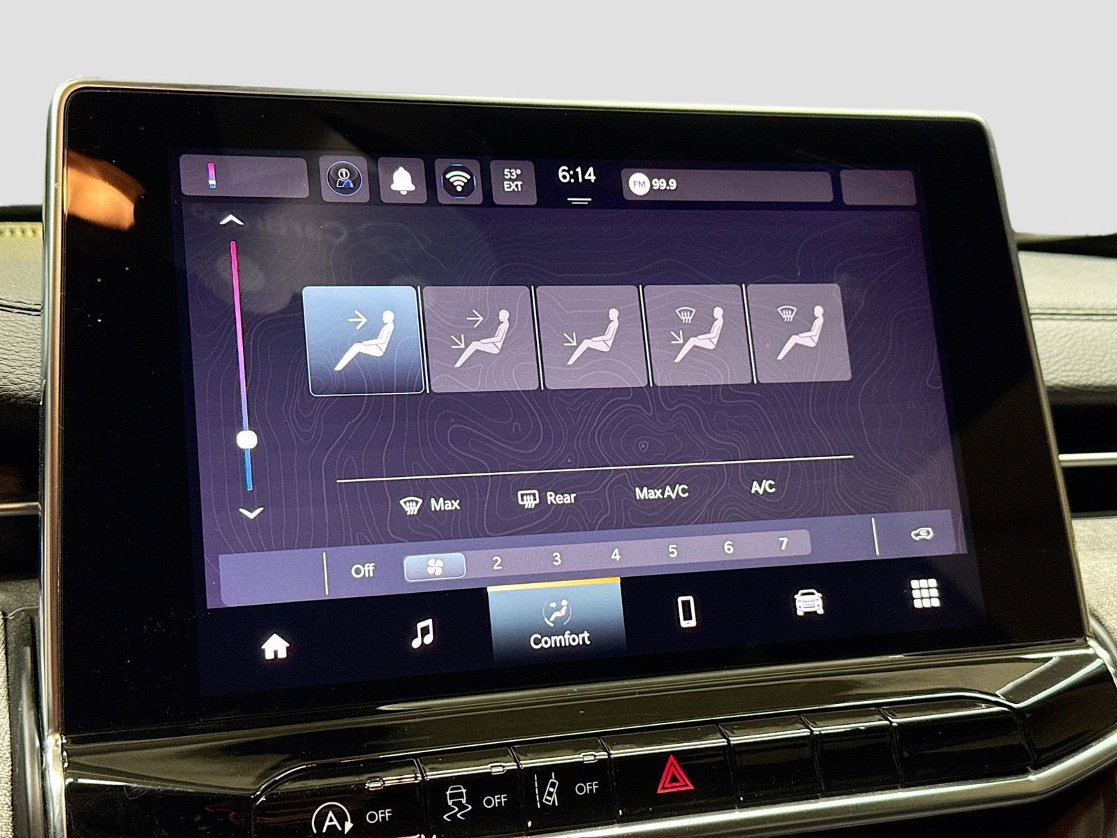 Used 2024 Jeep Compass Latitude image 17