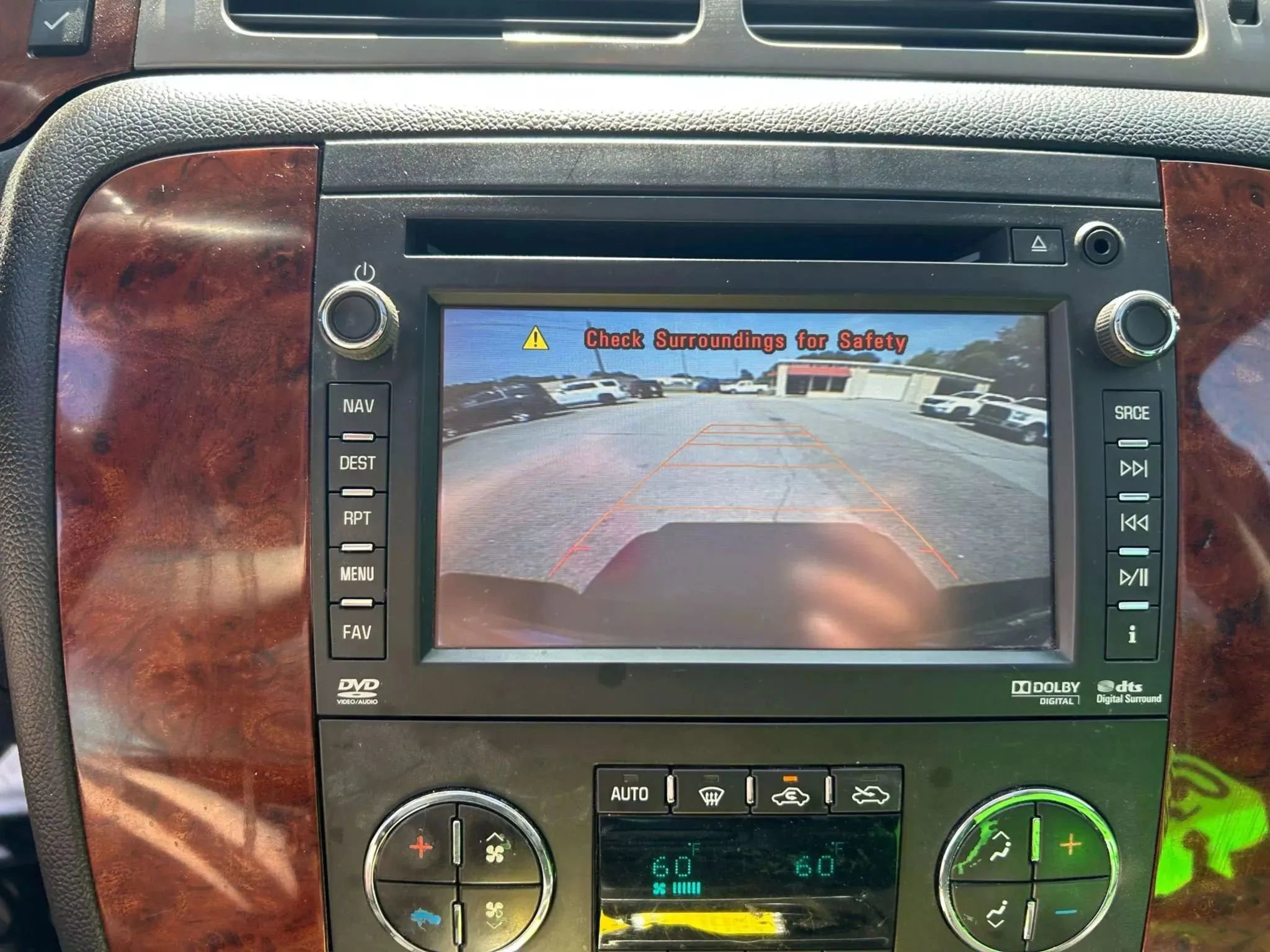 Used 2013 Chevrolet Avalanche LT AWD/4WD image 21
