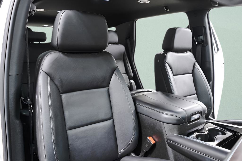 Used 2025 Chevrolet Tahoe LT image 41