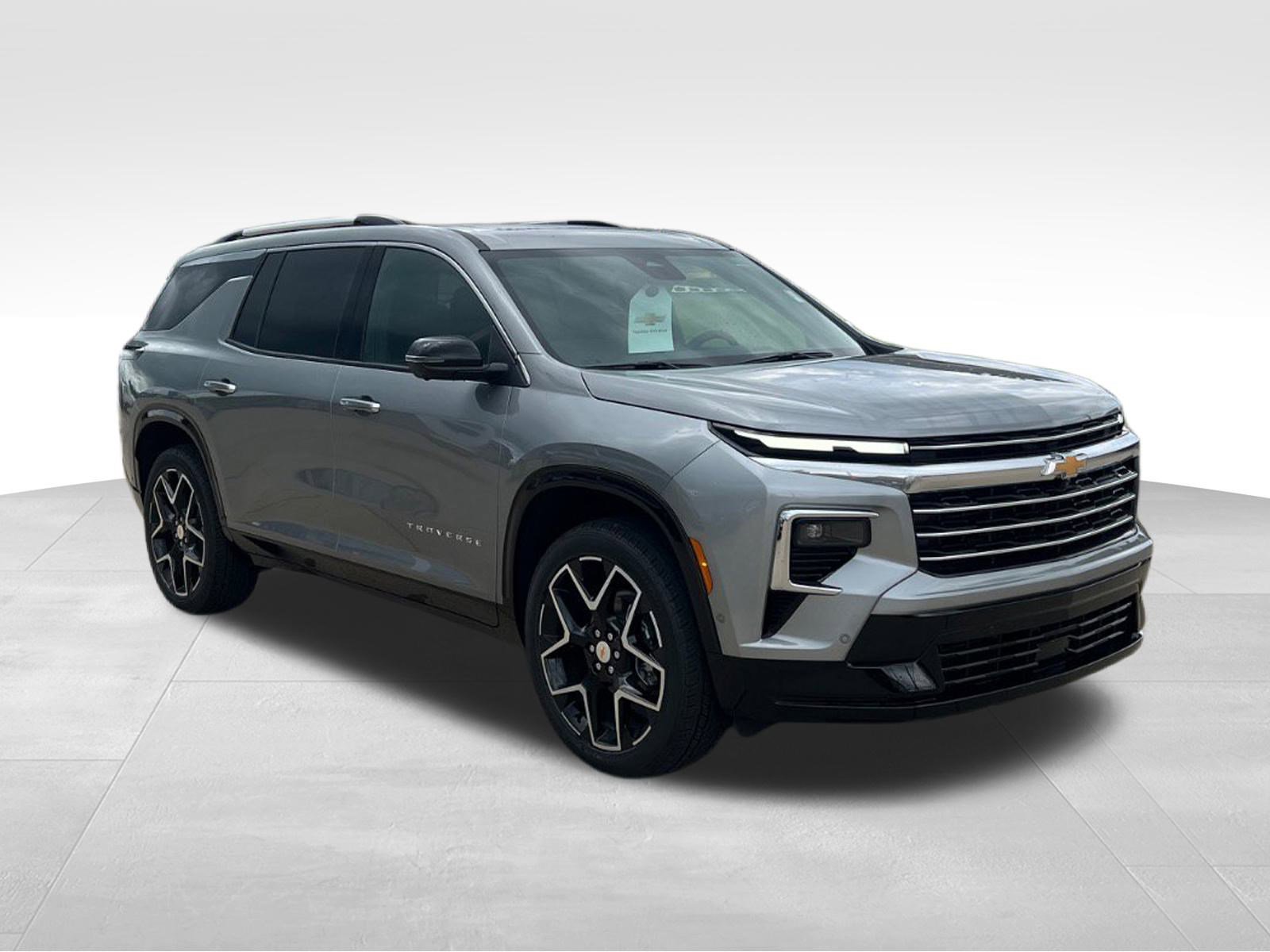 New 2025 Chevrolet Traverse High Country w/ LPO, Floor Liner Package image 3