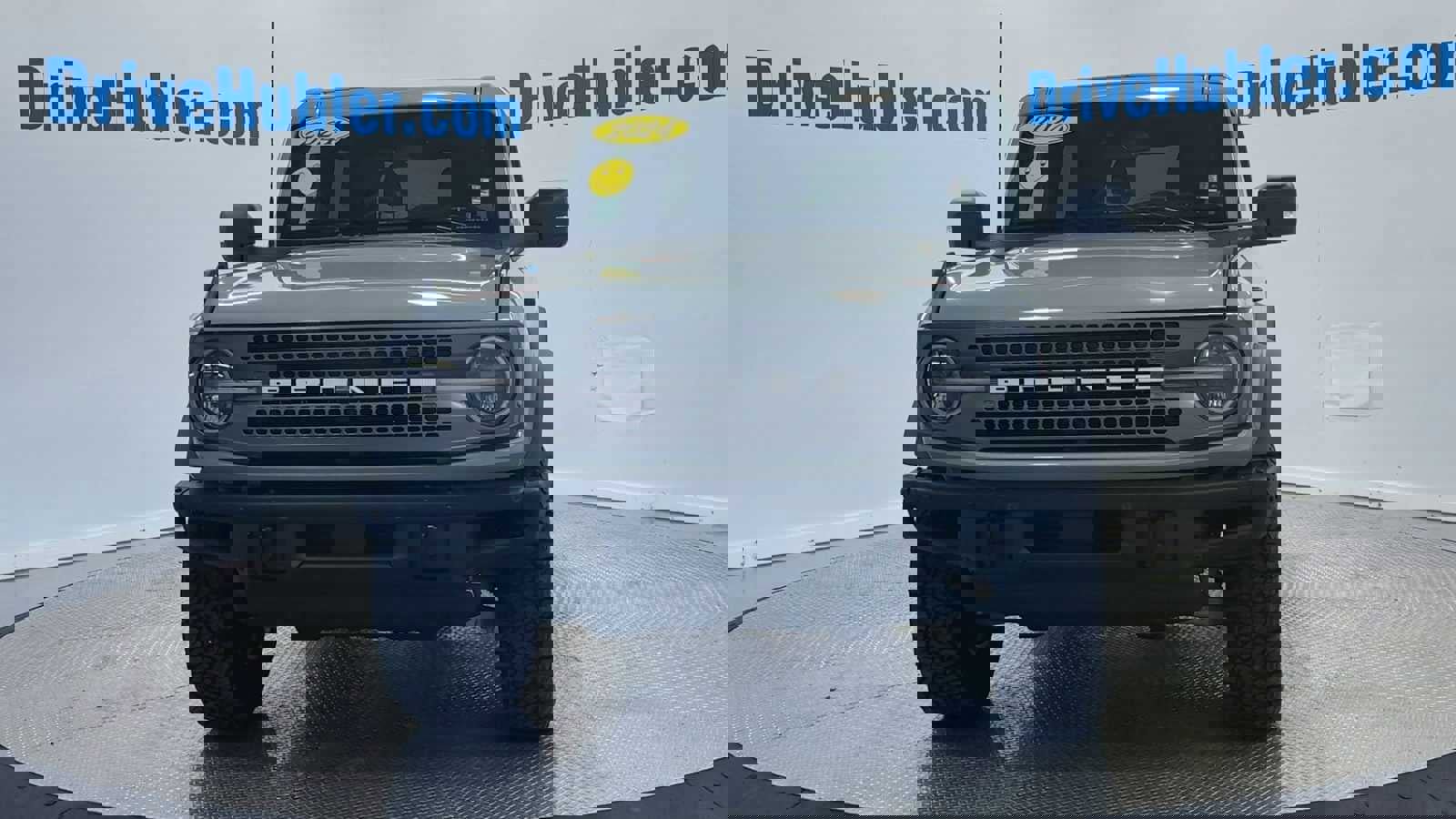 Used 2024 Ford Bronco Badlands image 3