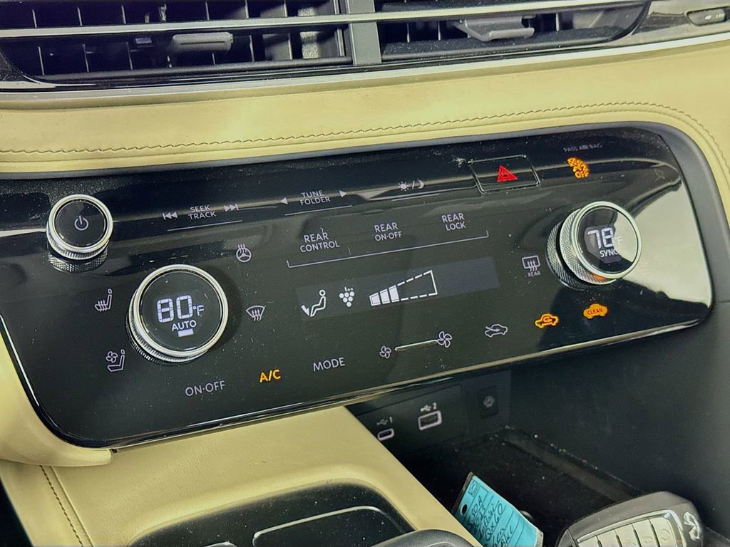 Used 2023 INFINITI QX60 Sensory w/ Cargo Package image 16